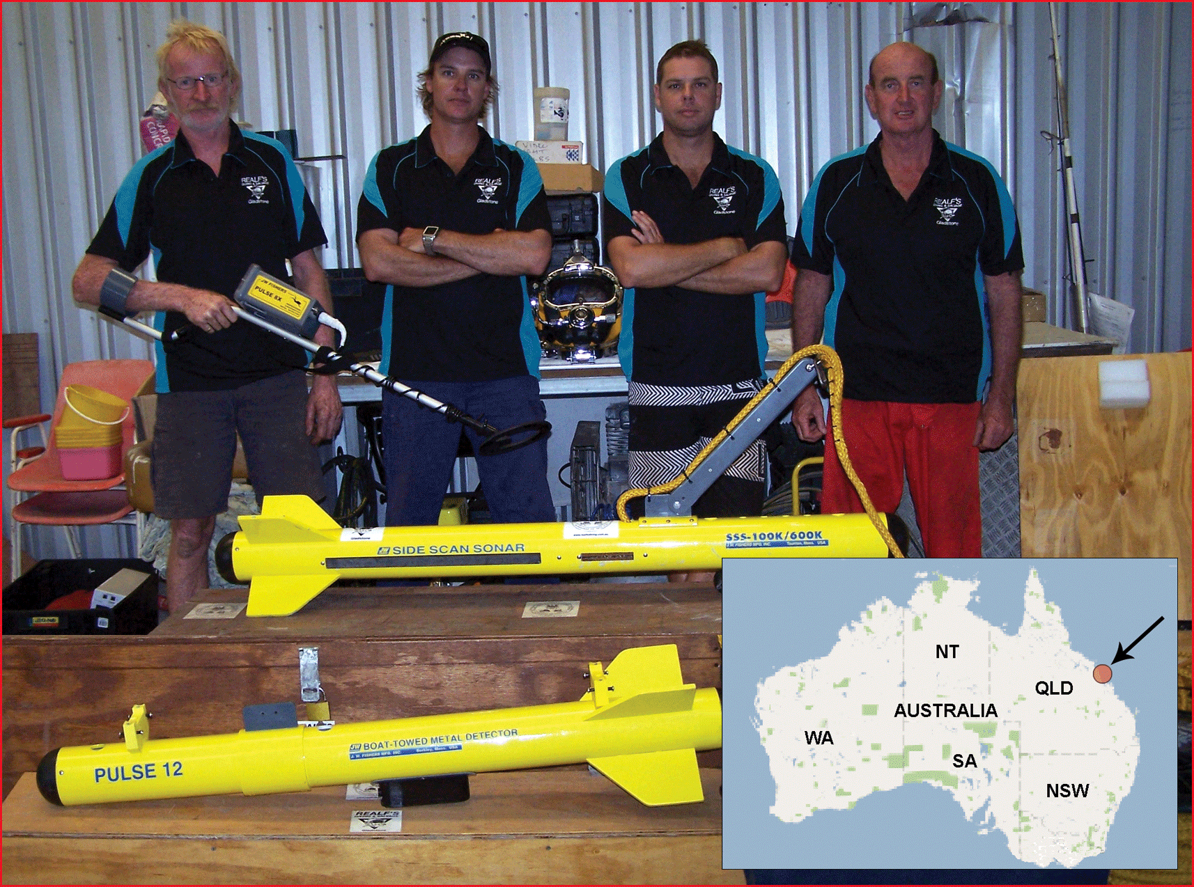 Team composed of four man with Side Scan Sonar and Pulse 12 in front of them